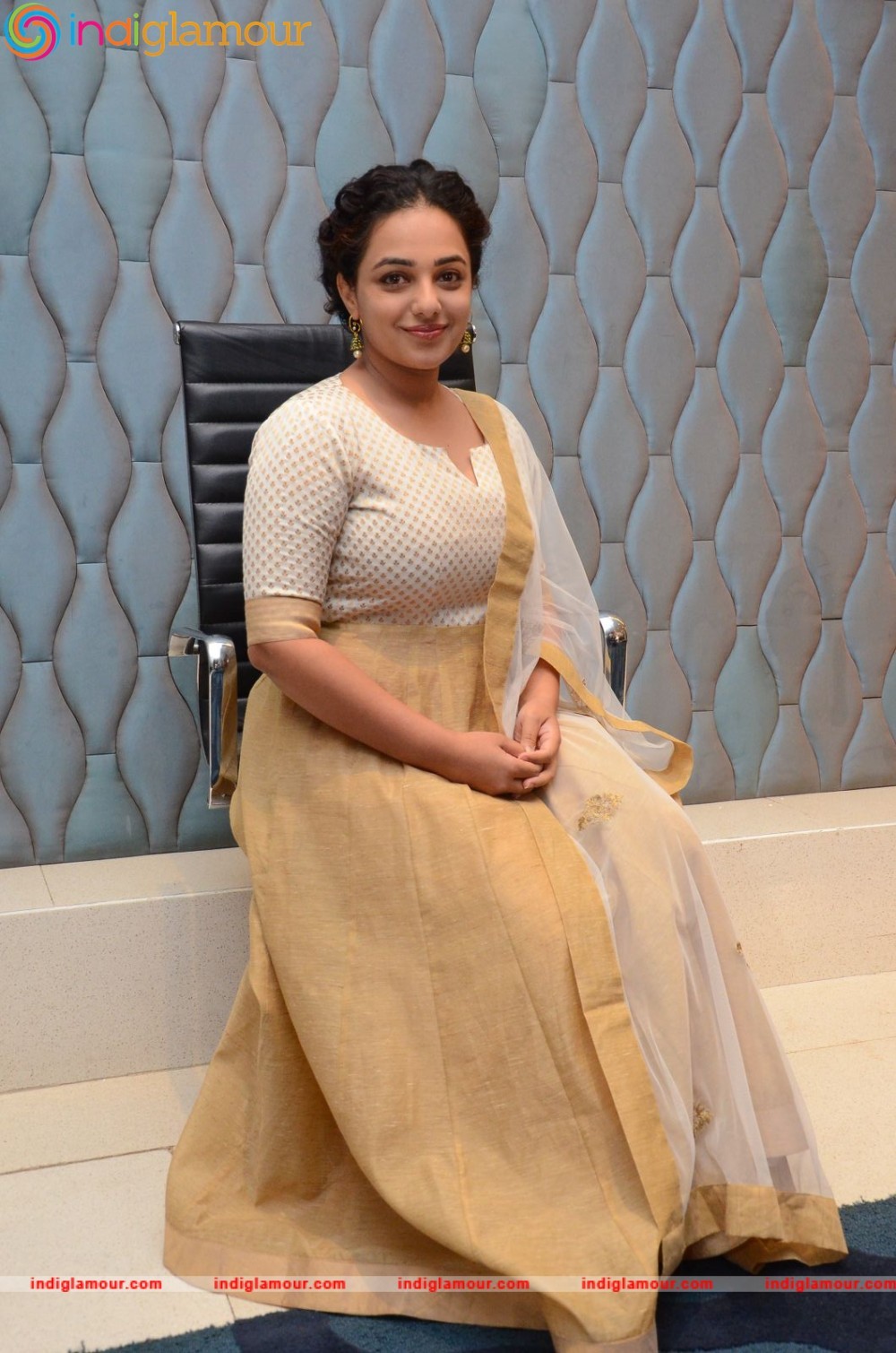 Nithya Menen Actress hd photo