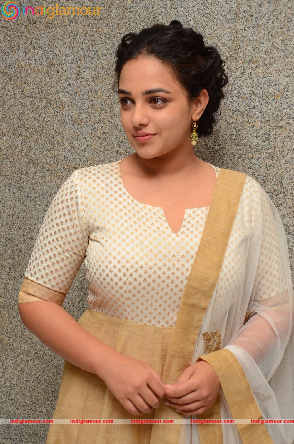 Nithya Menen Actress hd photo