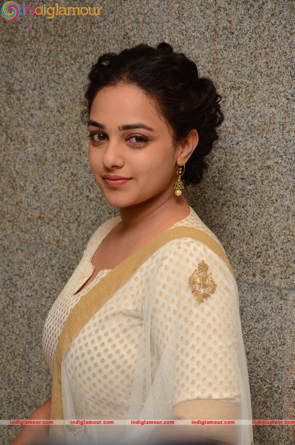 Nithya Menen Actress hd photo