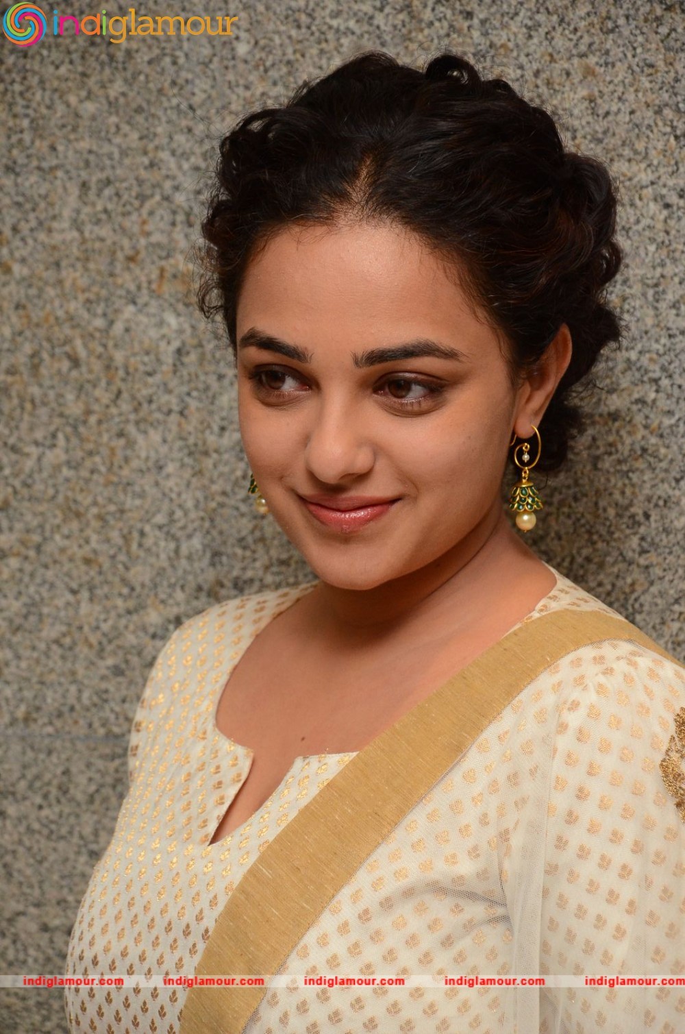 Nithya Menen Actress hd photo