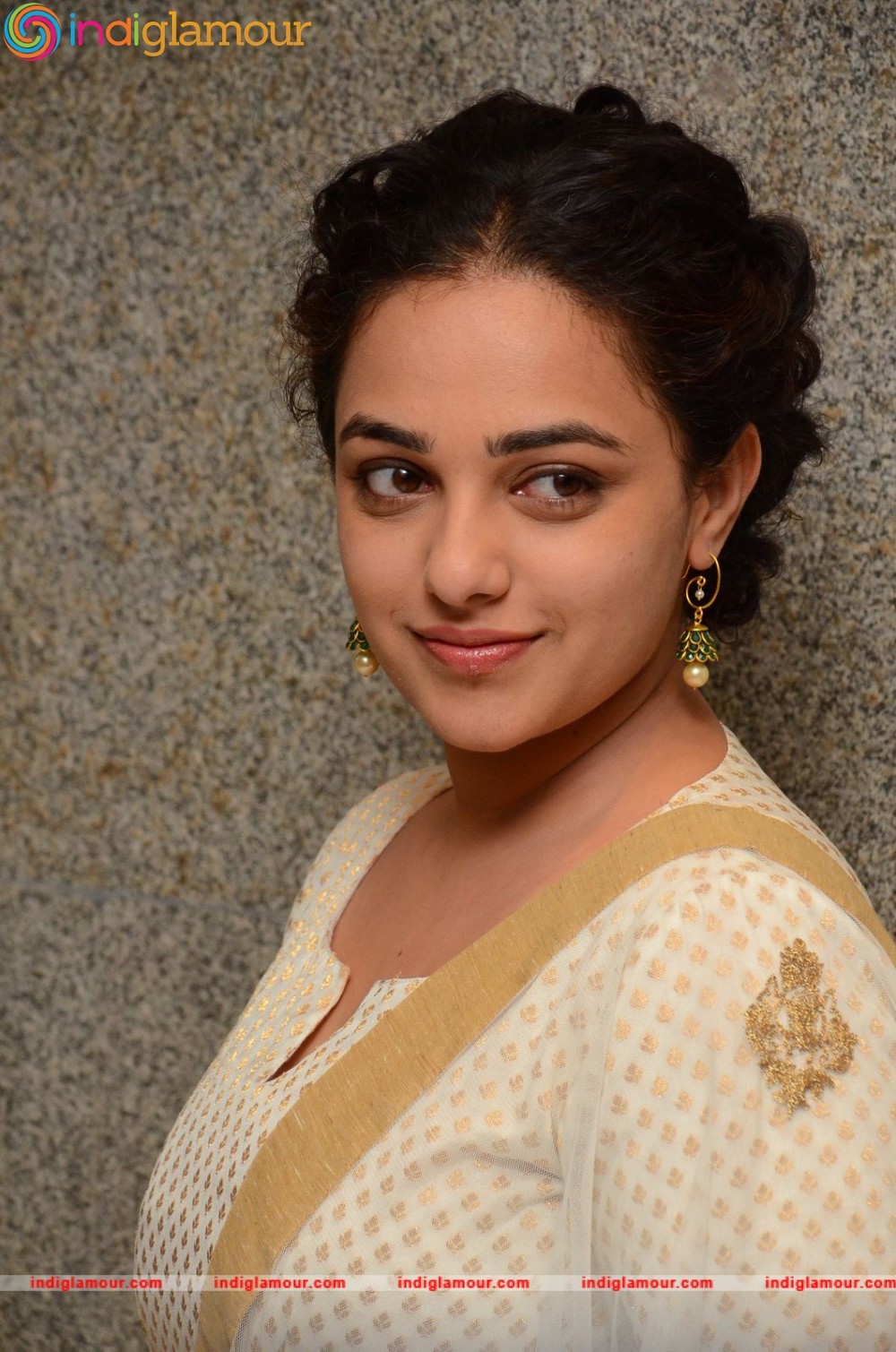 Nithya Menen Actress hd photo