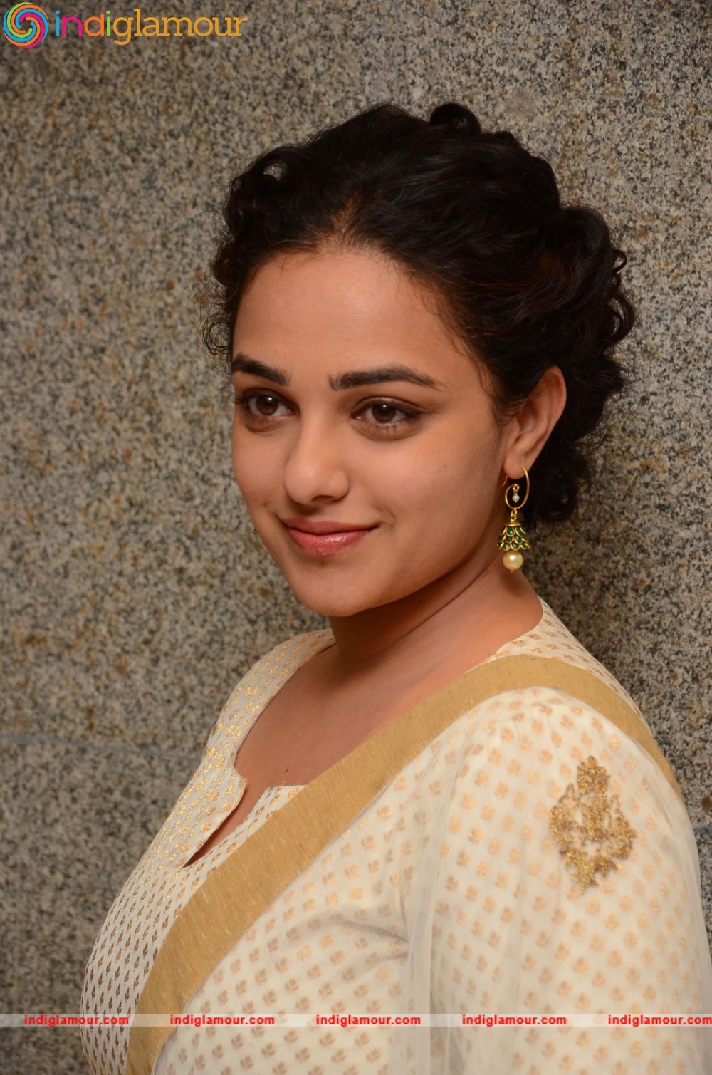 Nithya Menen Actress hd photo