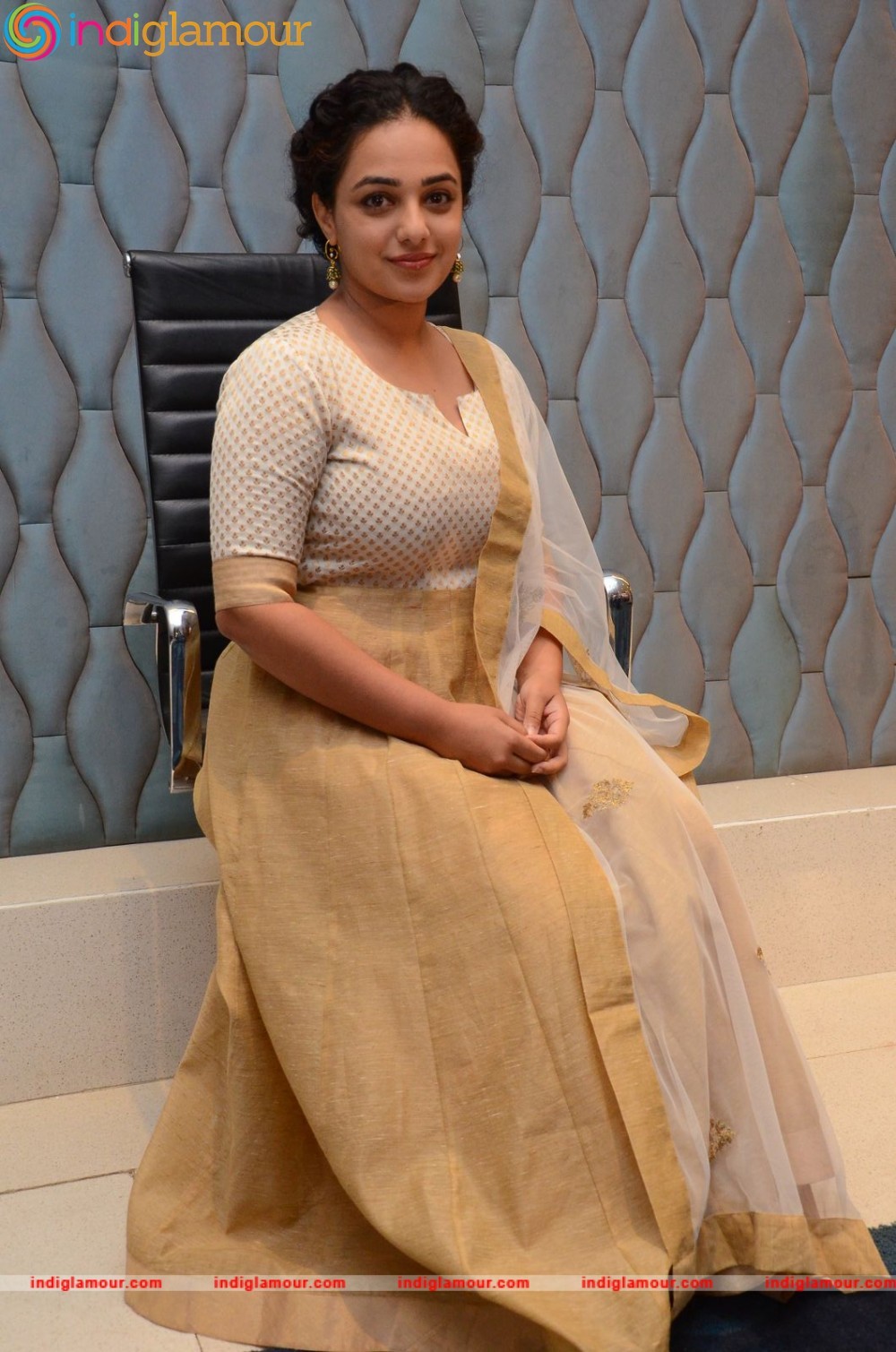 Nithya Menen Actress hd photo