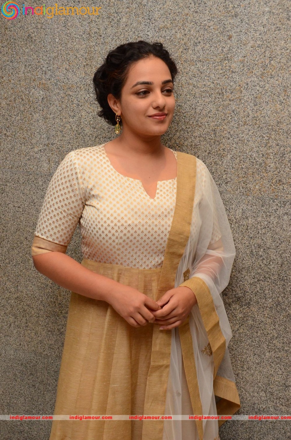 Nithya Menen Actress hd photo