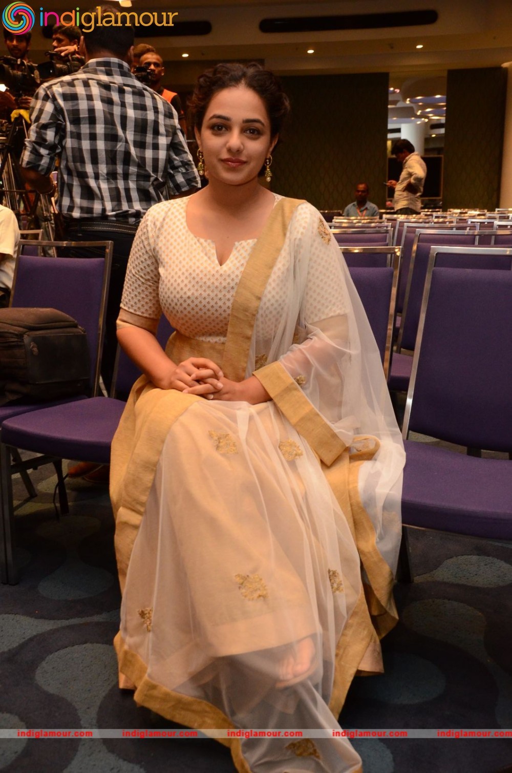 Nithya Menen Actress hd photo