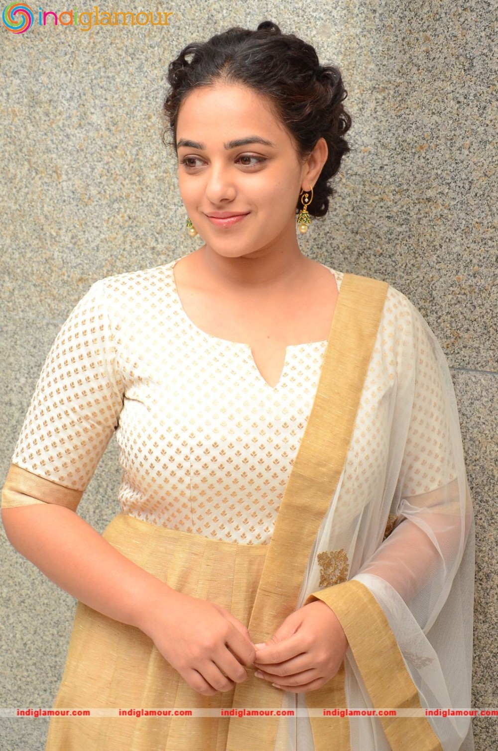 Nithya Menen Actress hd photo
