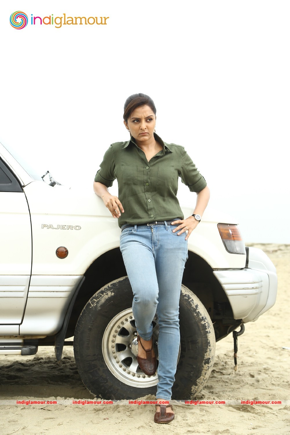 Manju Warrier Actress hd photo