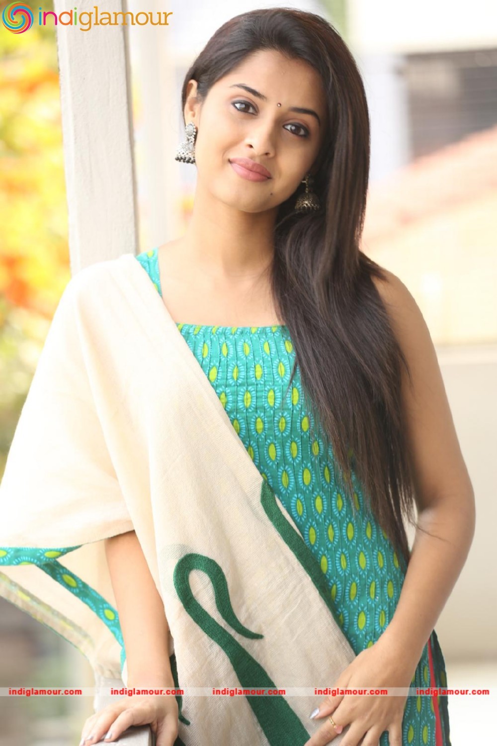Arthana Actress hd photo