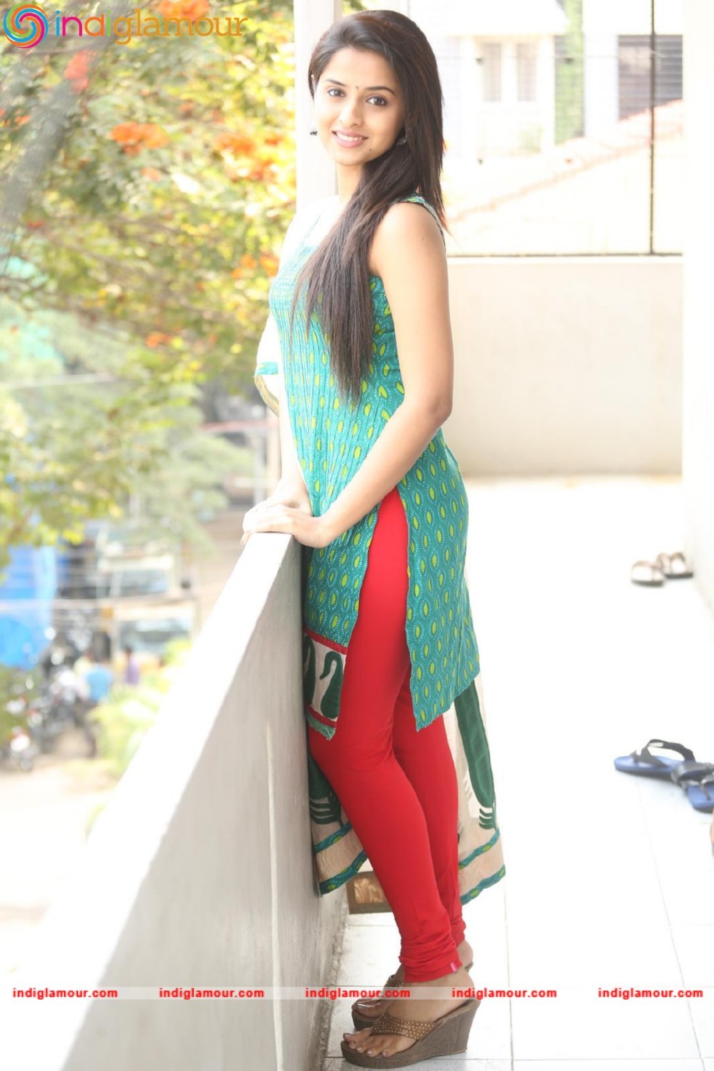 Arthana Actress hd photo