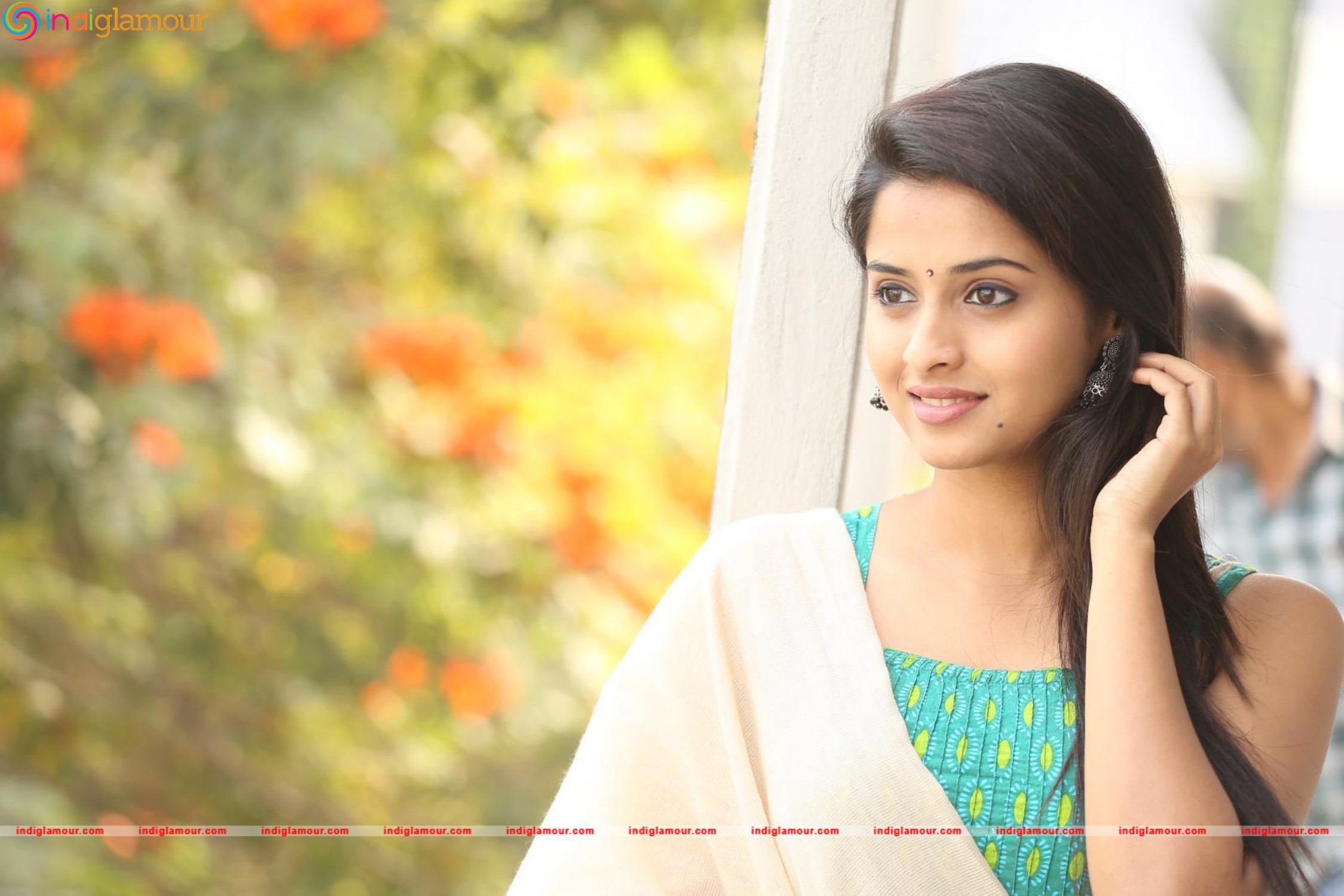 Arthana Actress hd photo