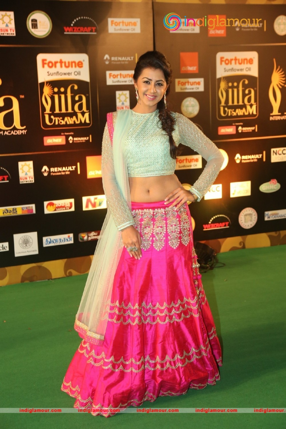 Nikki Galrani Actress hd photo