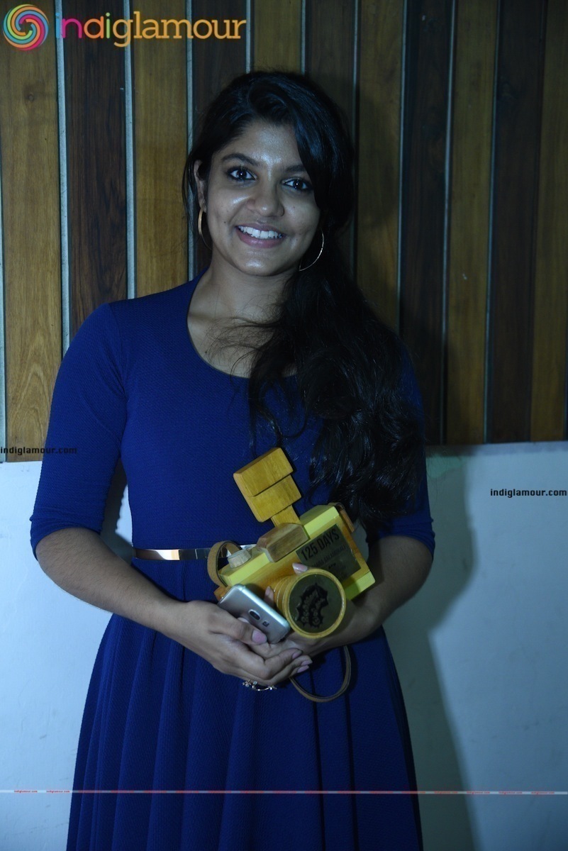 Aparna Balamurali Actress hd photo
