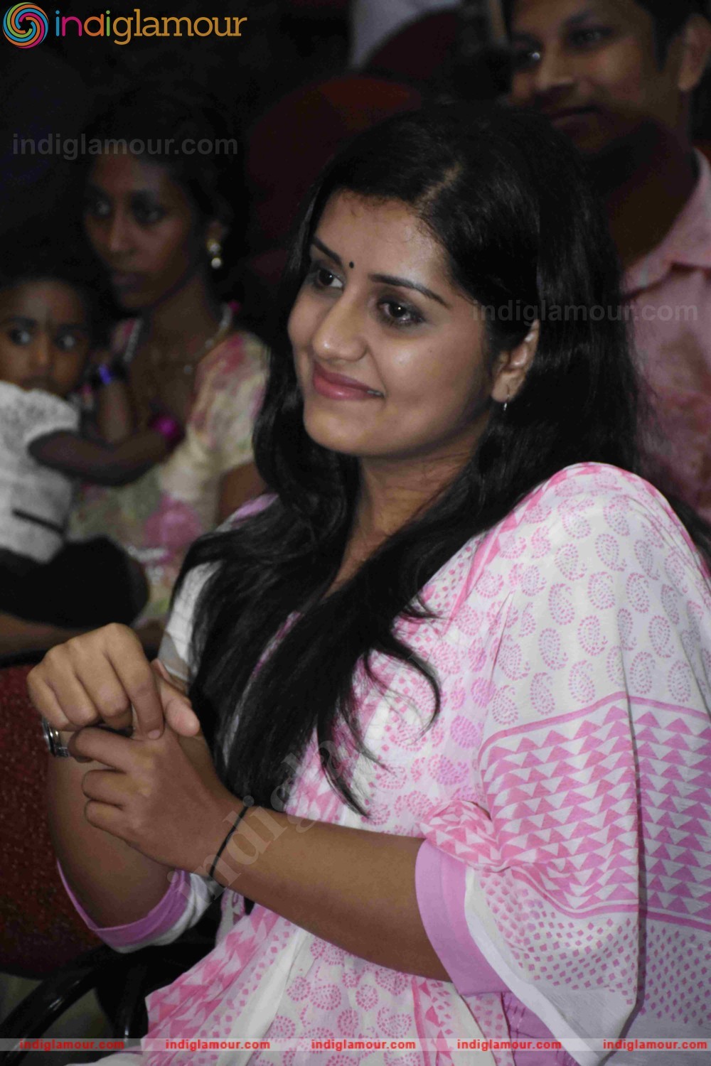 Sarayu Actress hd photo