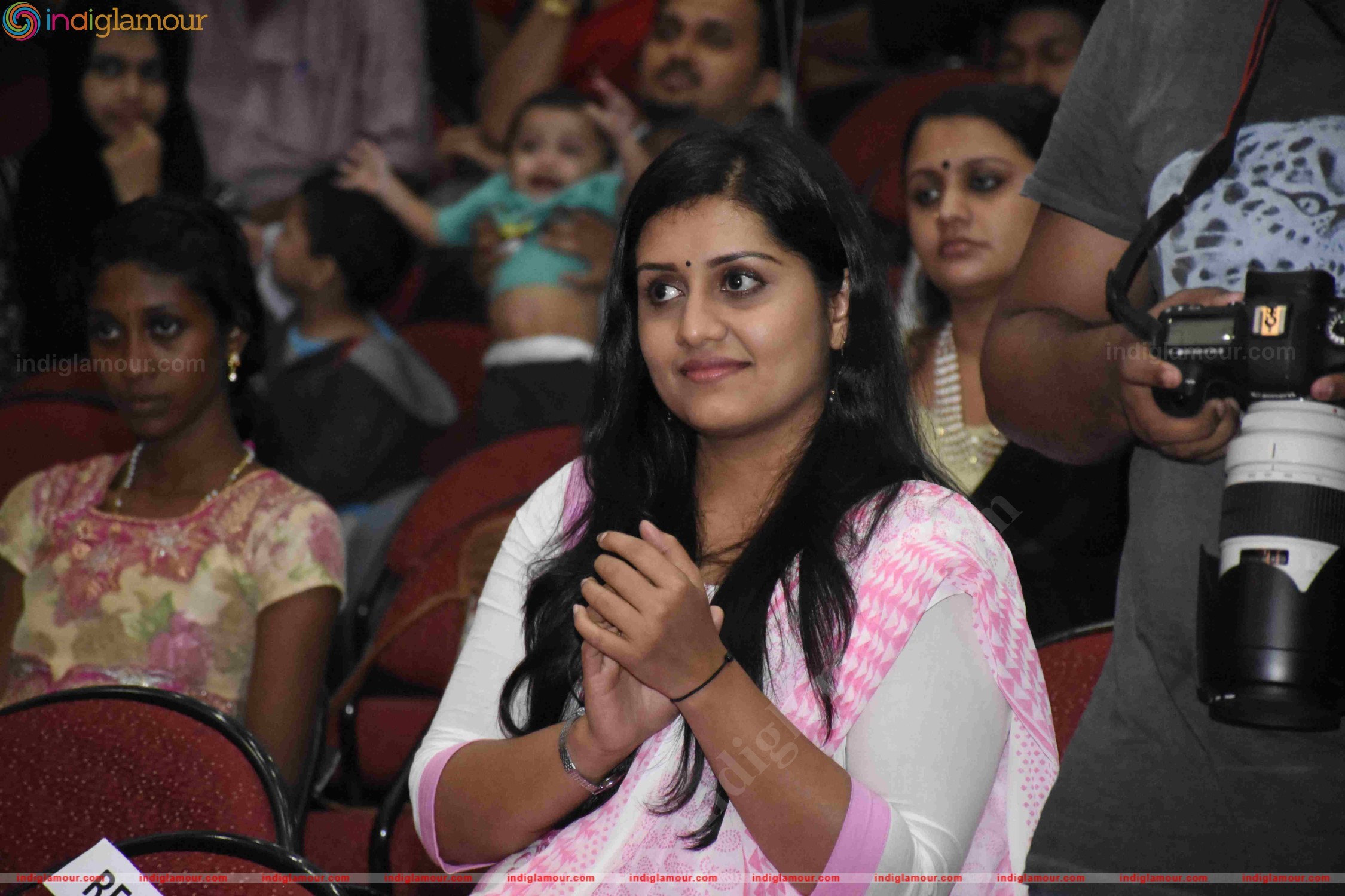 Sarayu Actress hd photo