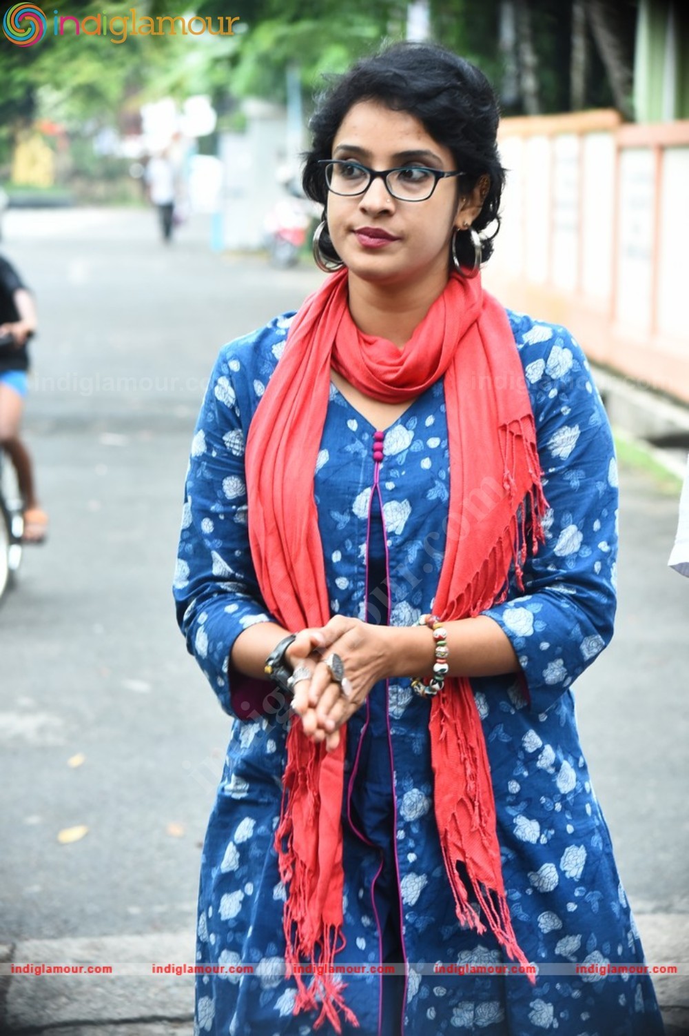 Aparna Gopinath Actress hd photo
