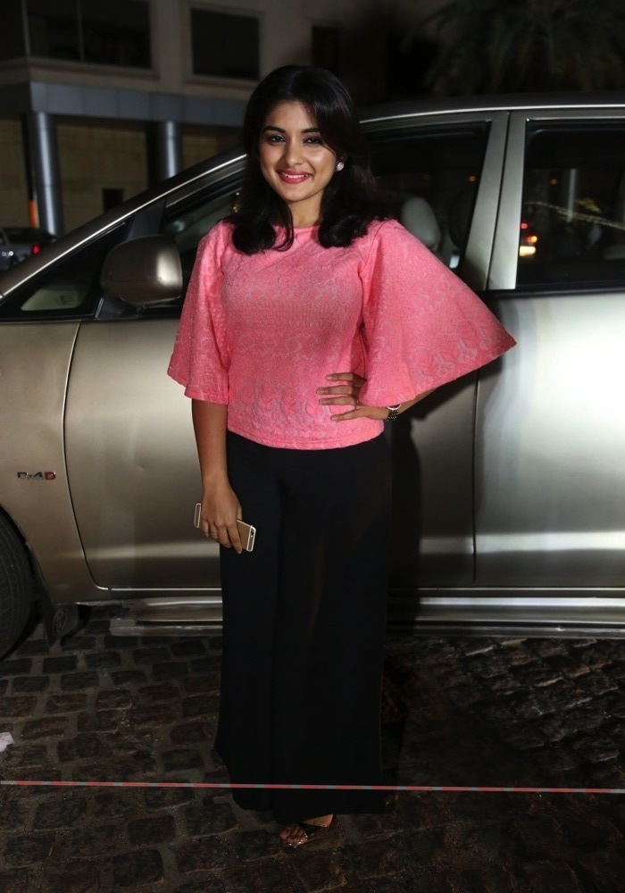 Niveda Thomas Actress hd photo