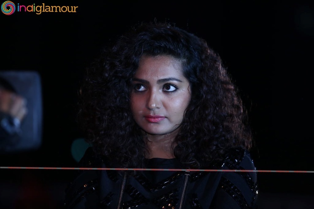Parvathy Actress hd photo