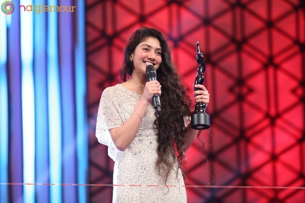 Sai Pallavi Actress hd photo