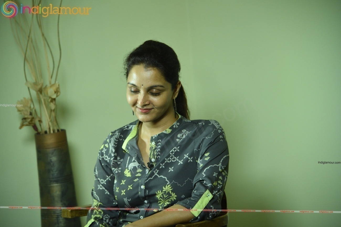 Manju Warrier Actress hd photo