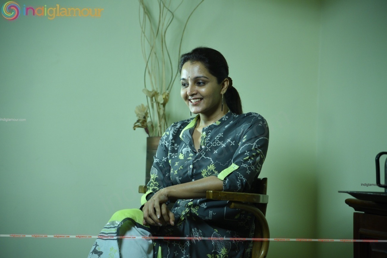 Manju Warrier Actress hd photo