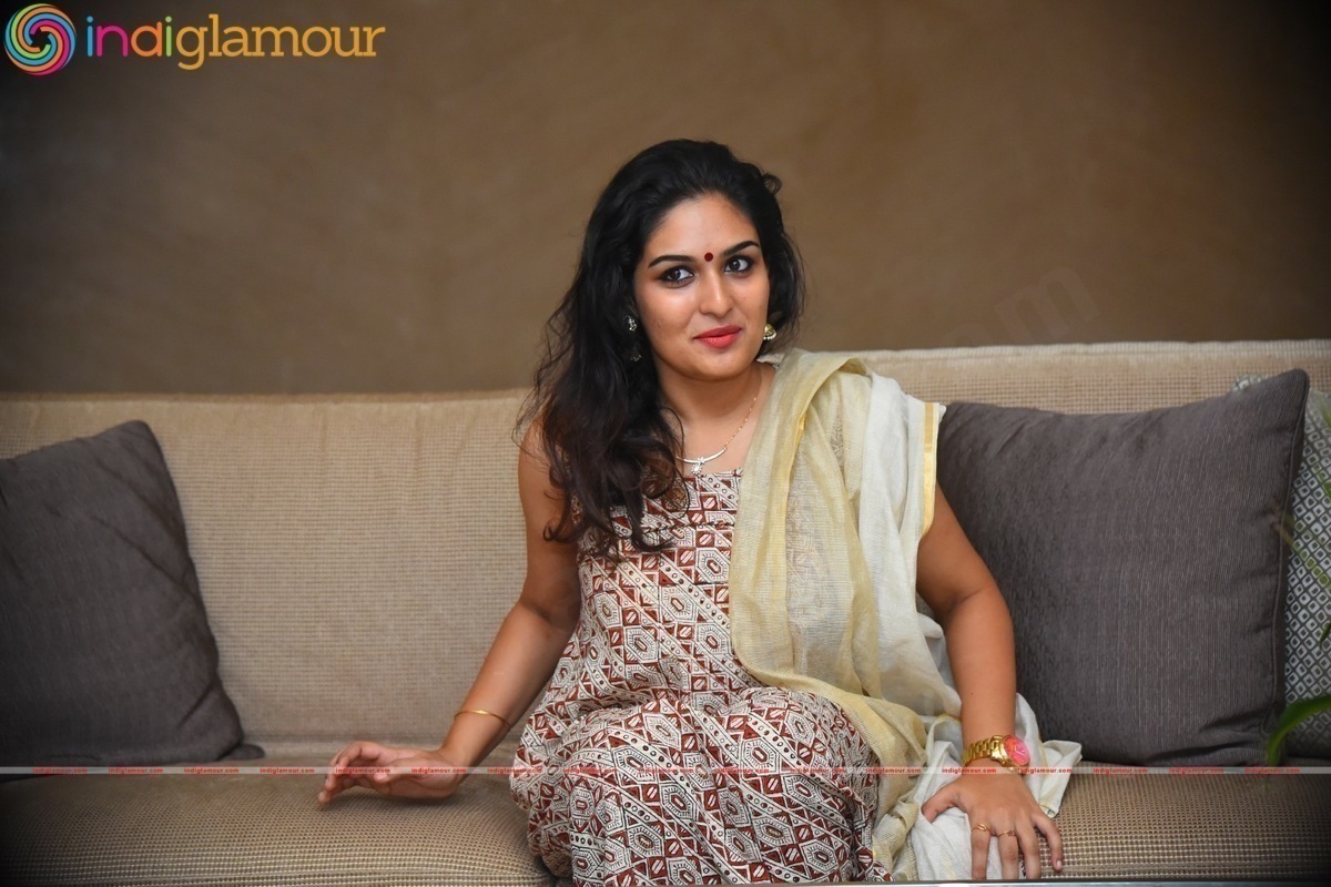 Prayaga Martin Actress hd photo