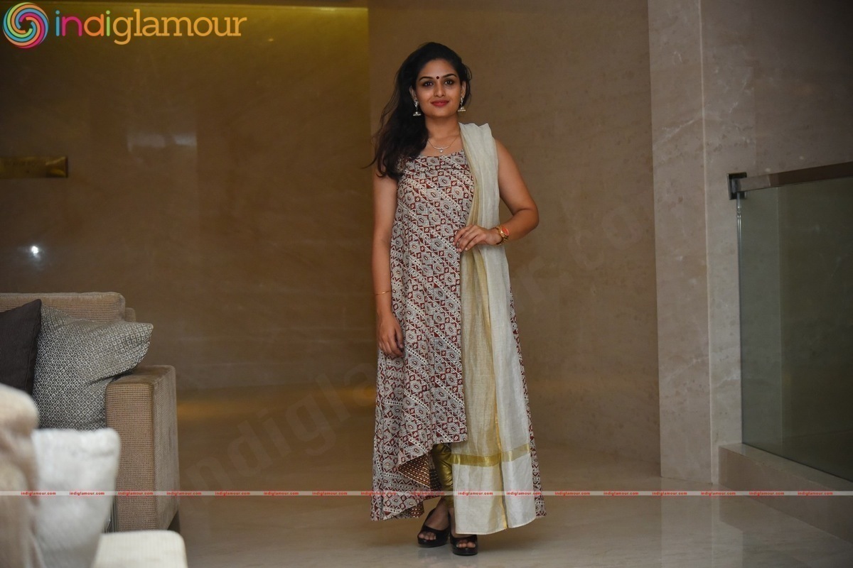 Prayaga Martin Actress hd photo