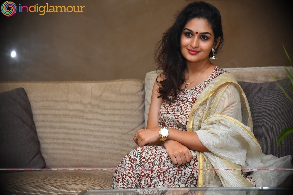 Prayaga Martin Actress hd photo
