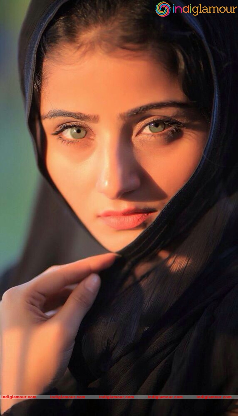 Aqsa Bhatt Actress hd photo