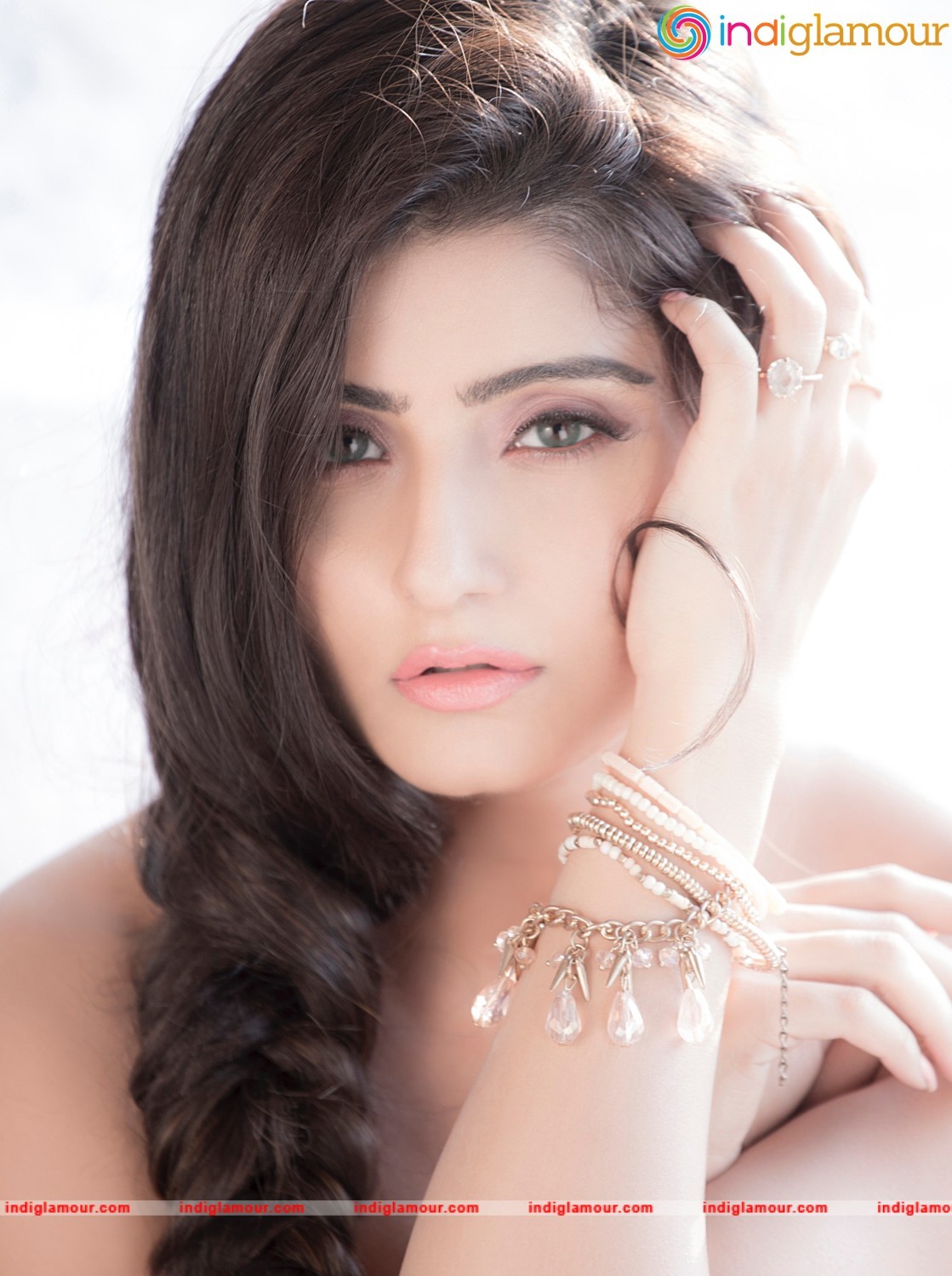 Aqsa Bhatt Actress hd photo