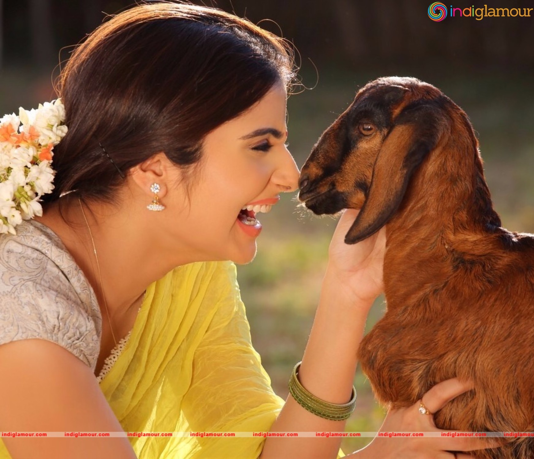 Aqsa Bhatt Actress hd photo