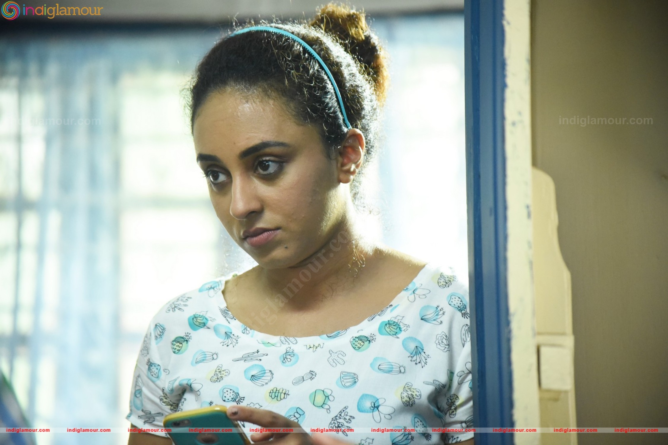 Pearle Maaney Actress hd photo