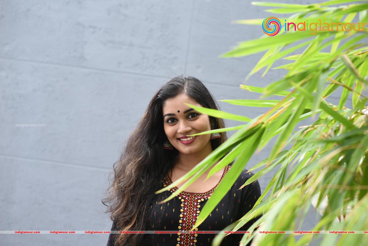 Meenakshi Madhu Raghavan Actress hd photo