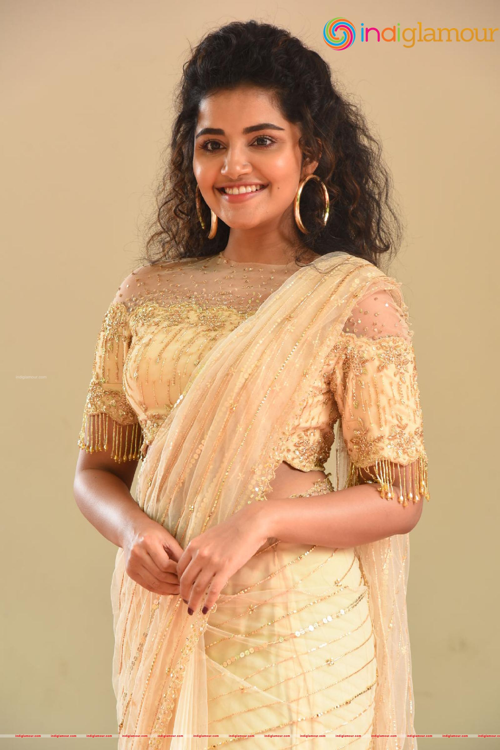 Anupama Parameswaran Actress hd photo