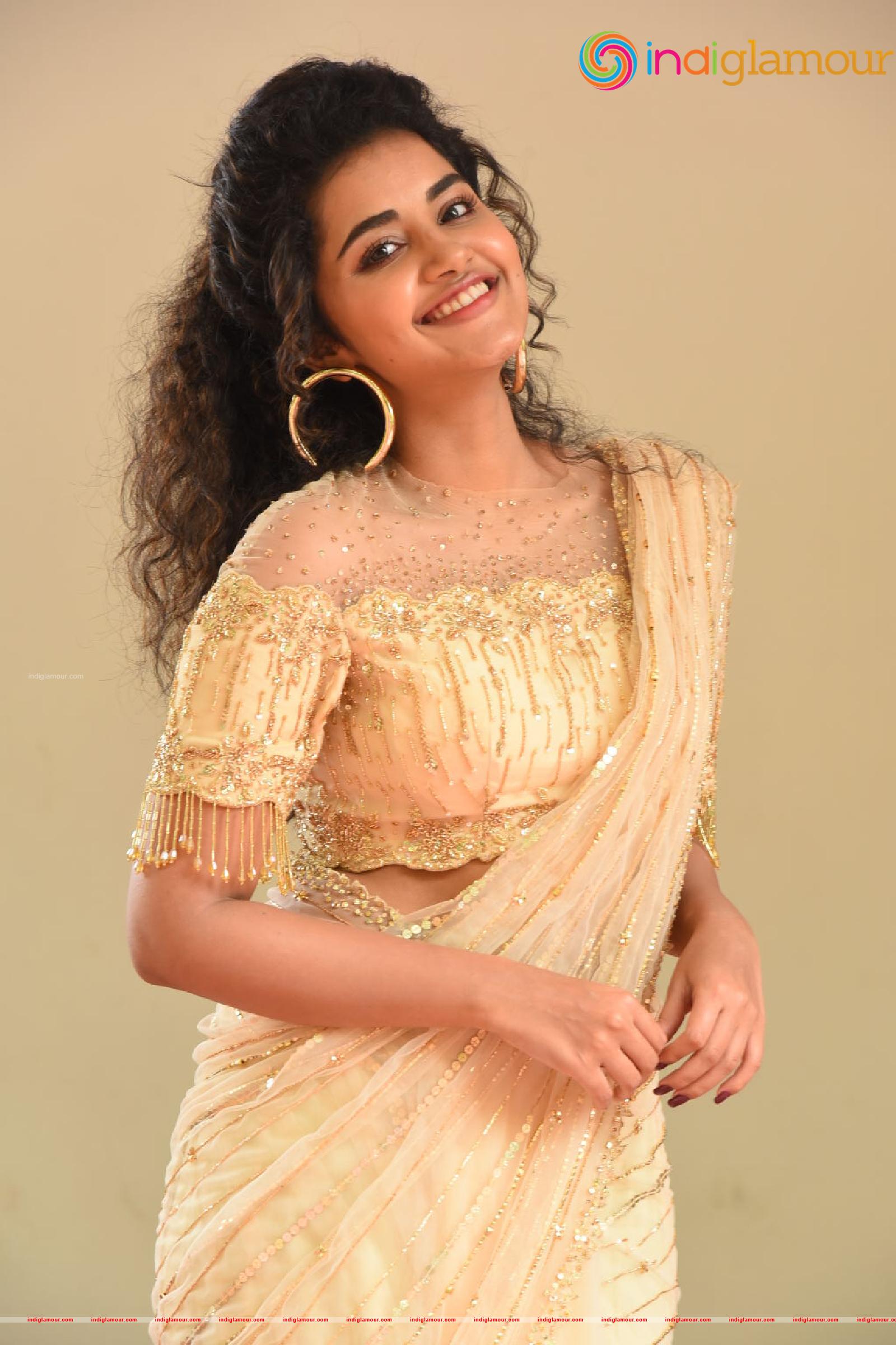 Anupama Parameswaran Actress hd photo
