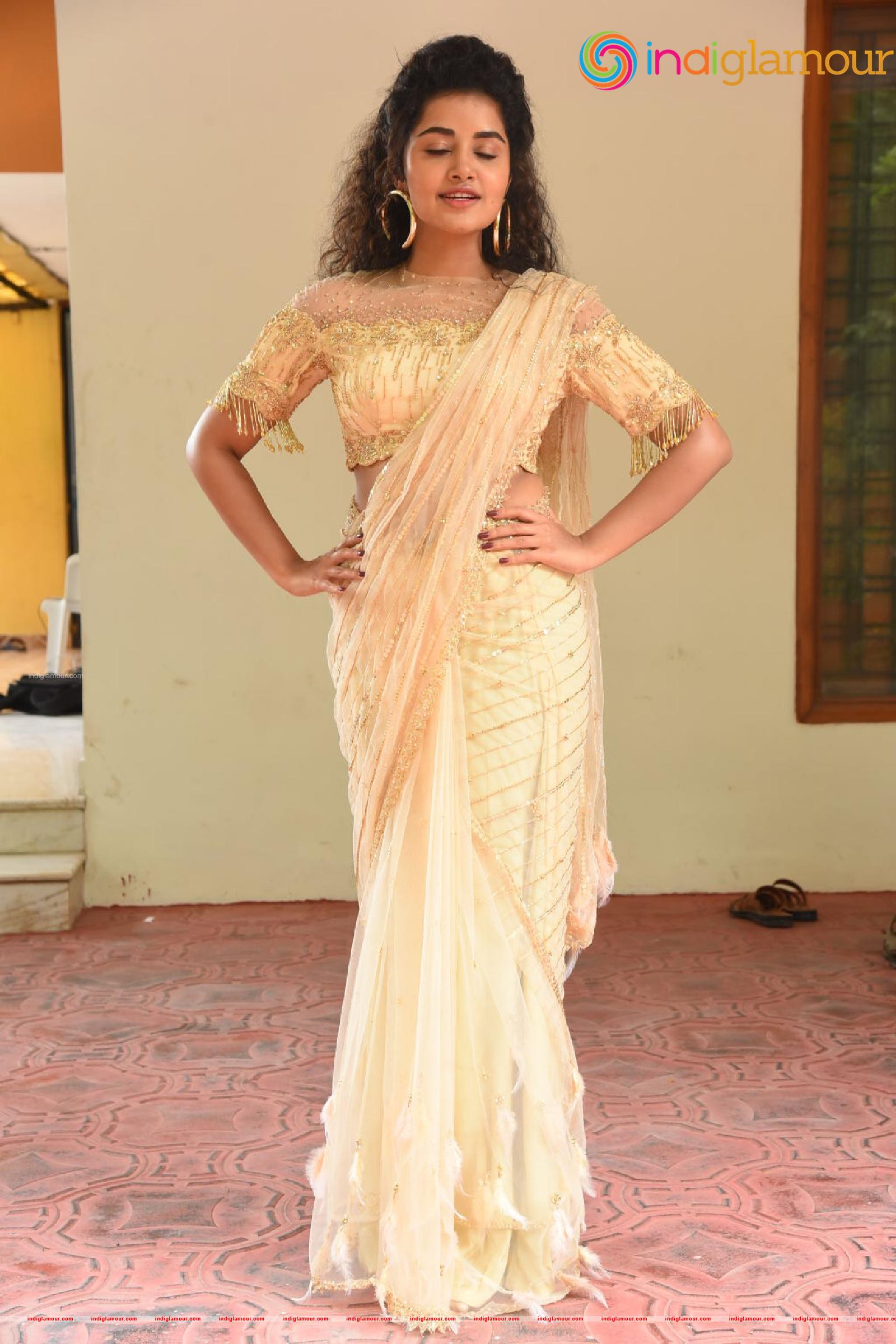 Anupama Parameswaran Actress hd photo