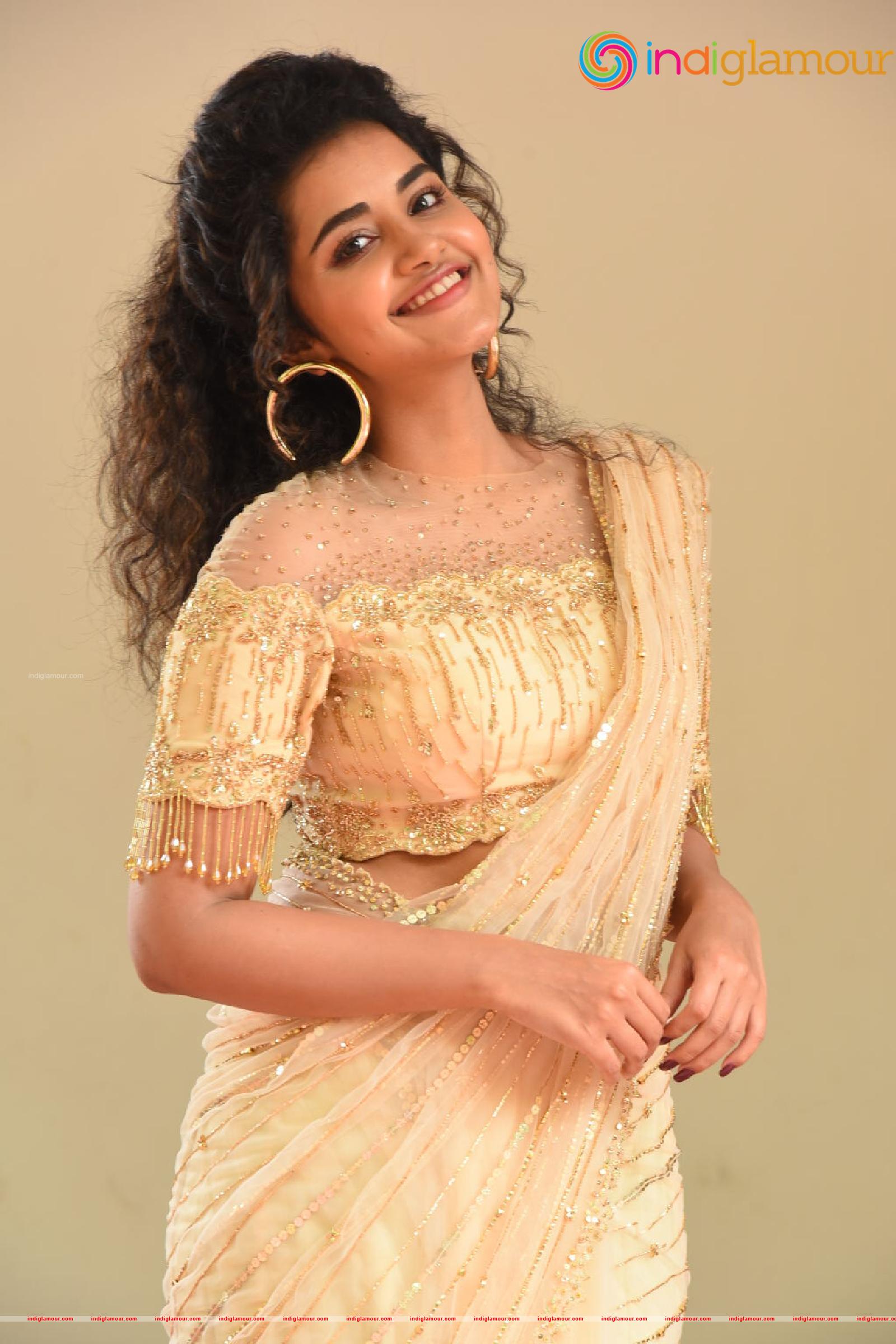 Anupama Parameswaran Actress hd photo