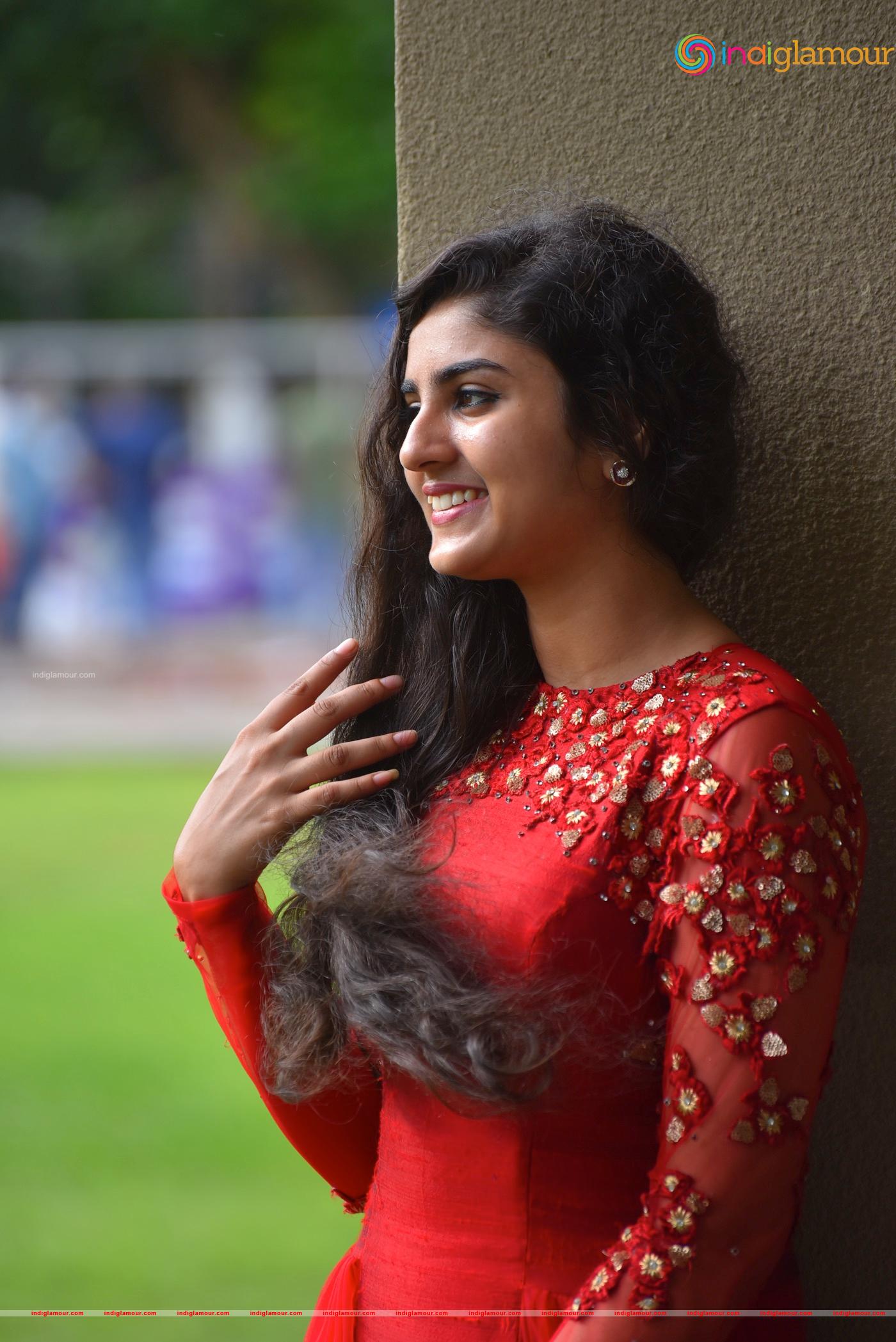 Krittika Pradeep Actress hd photo