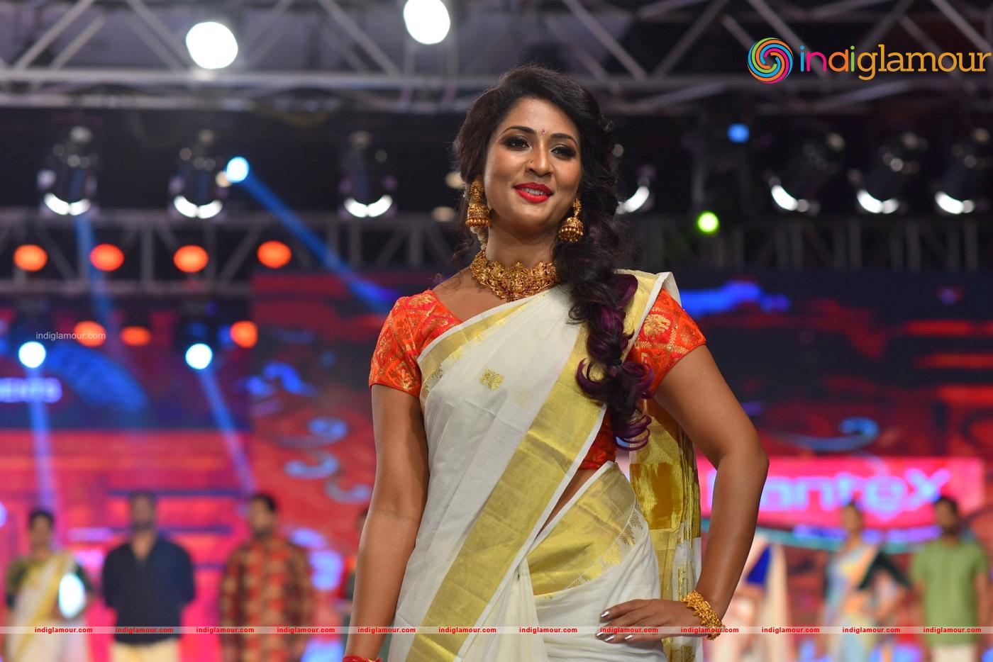 Navya Nair Actress hd photo