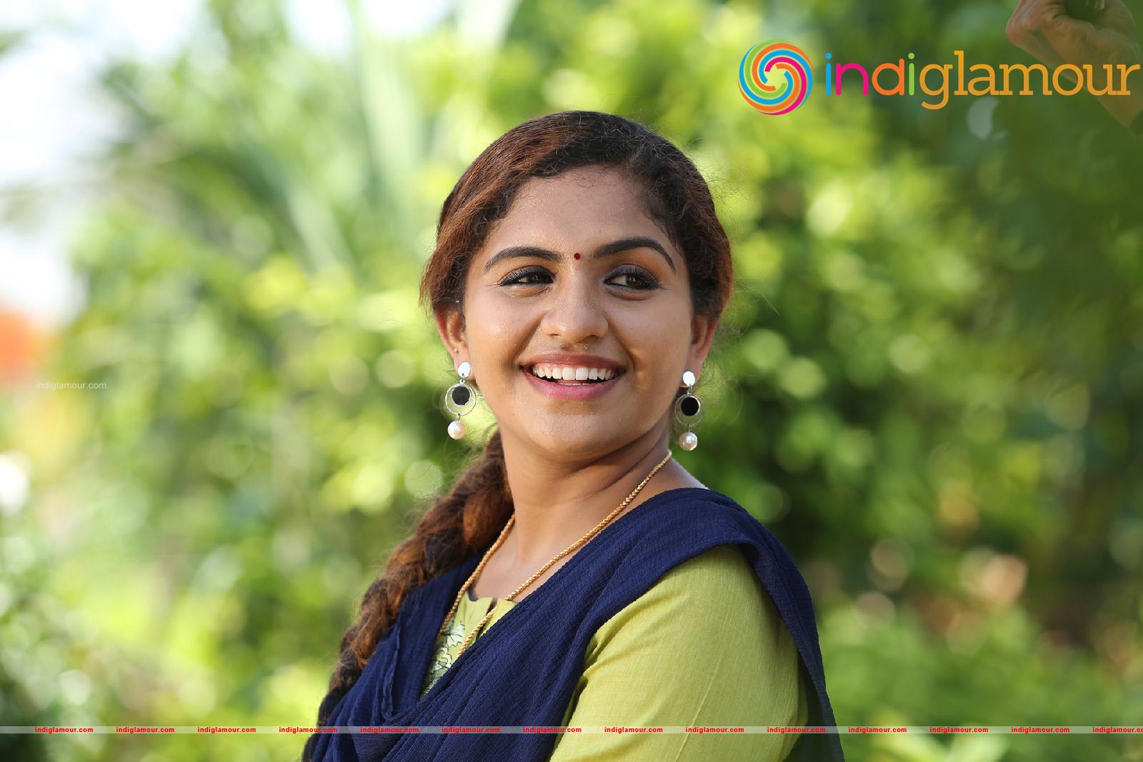 Noorin Shereef Actress hd photo