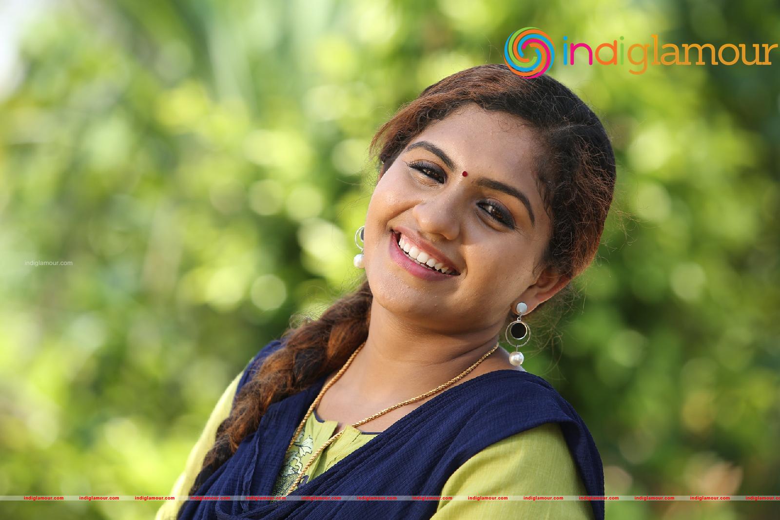 Noorin Shereef Actress hd photo