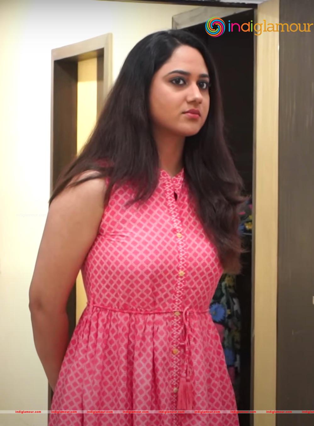Miya George Actress hd photo