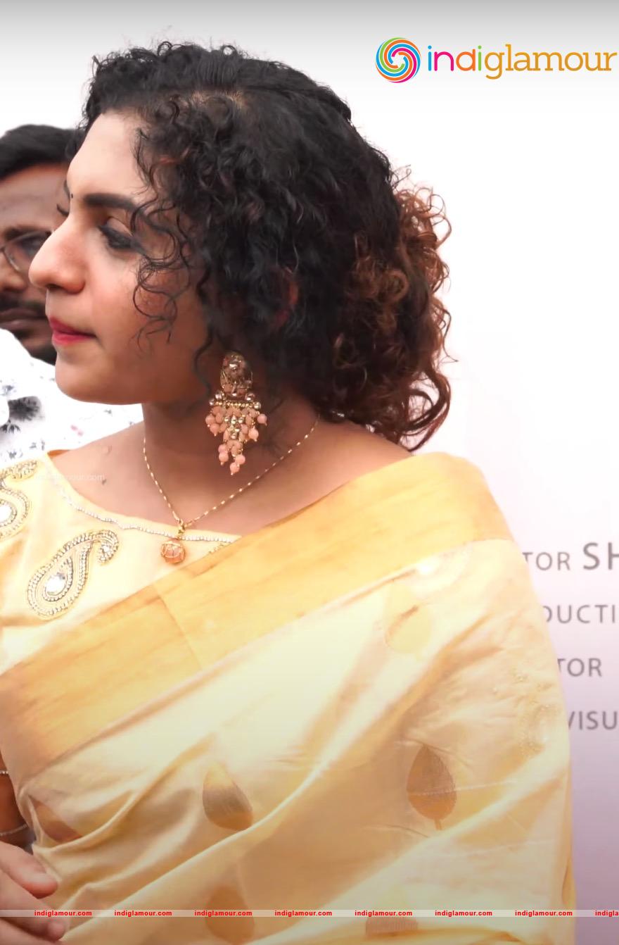 Noorin Shereef Actress hd photo