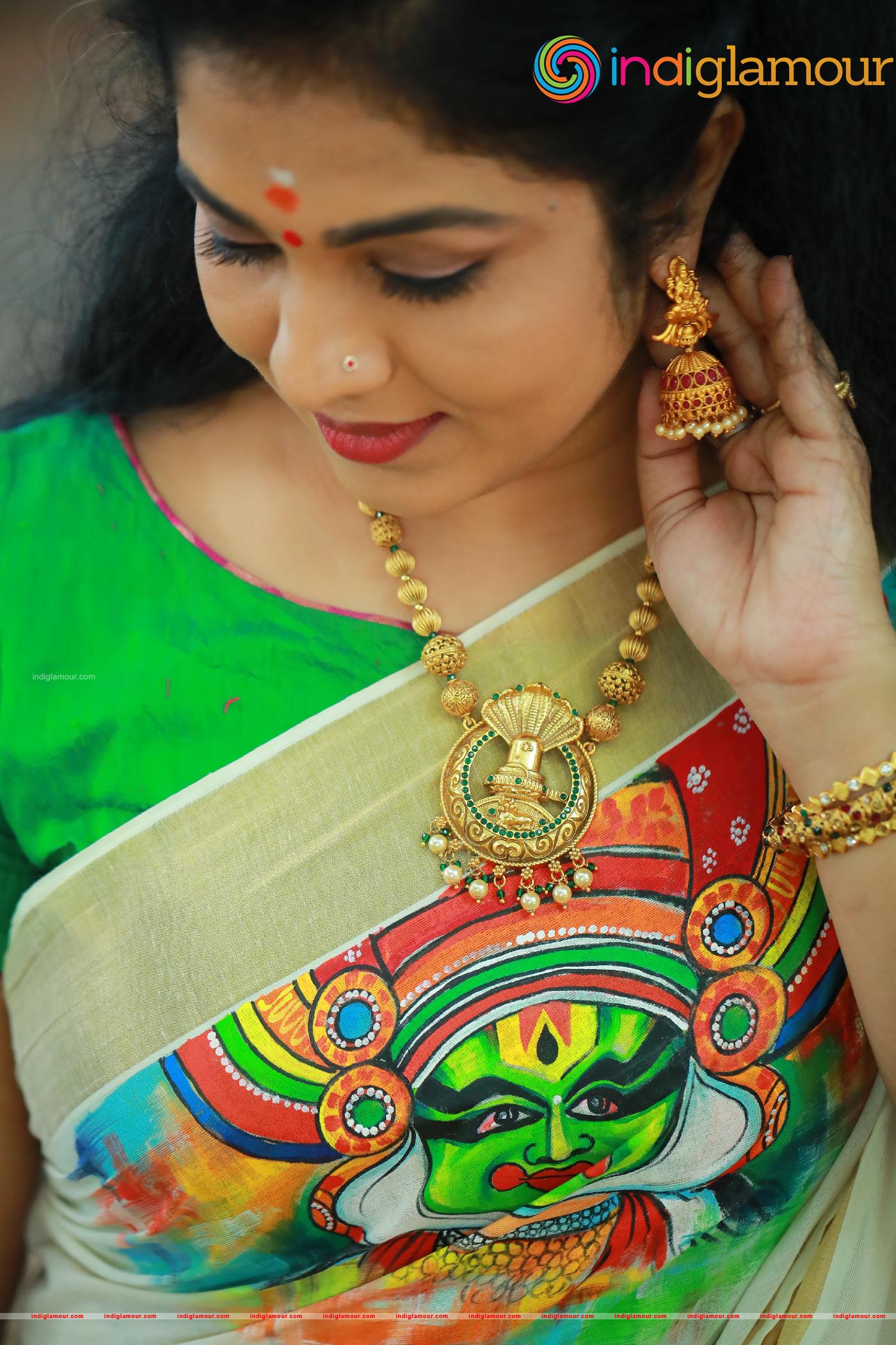 Uma Nair Actress hd photo