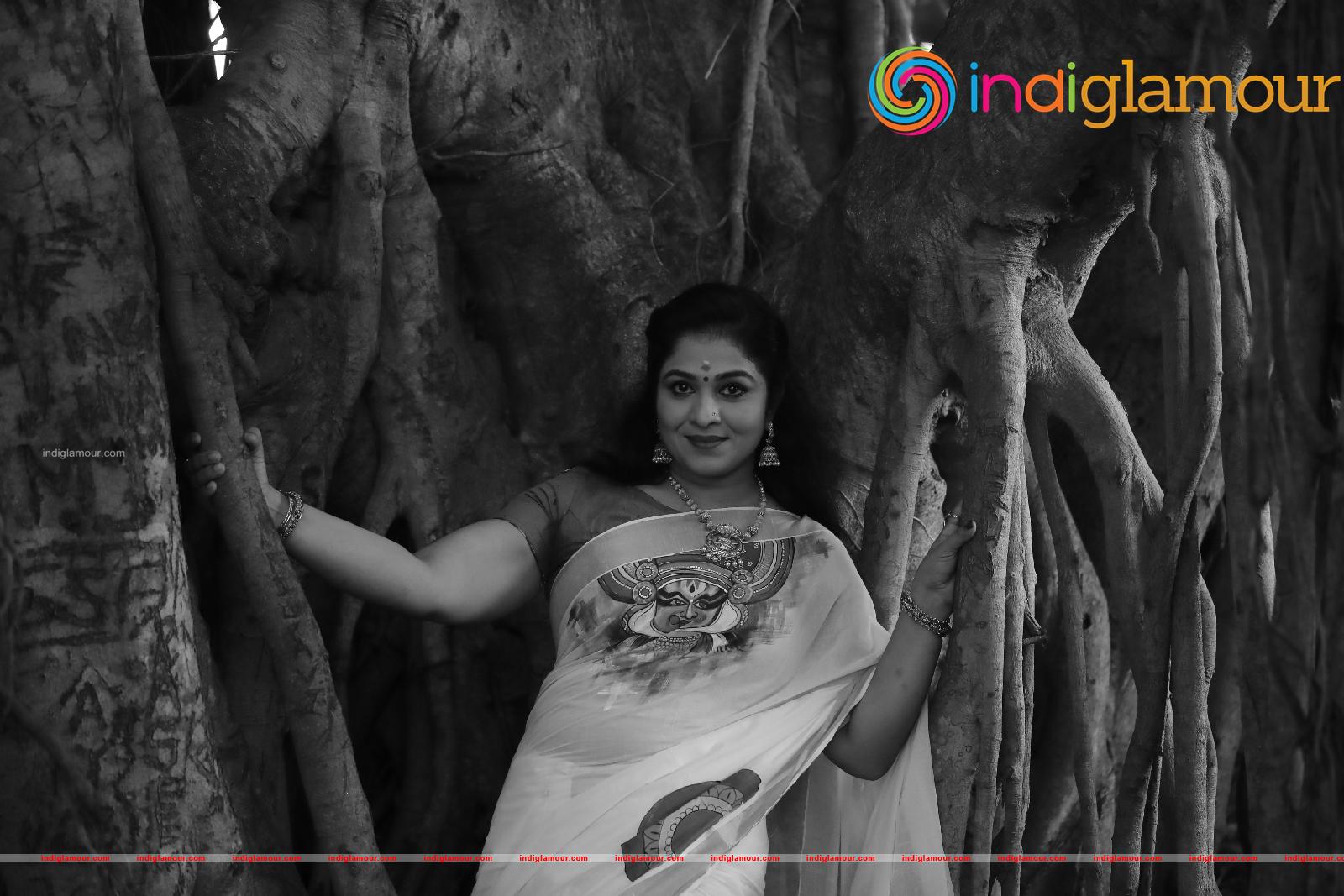 Uma Nair Actress hd photo