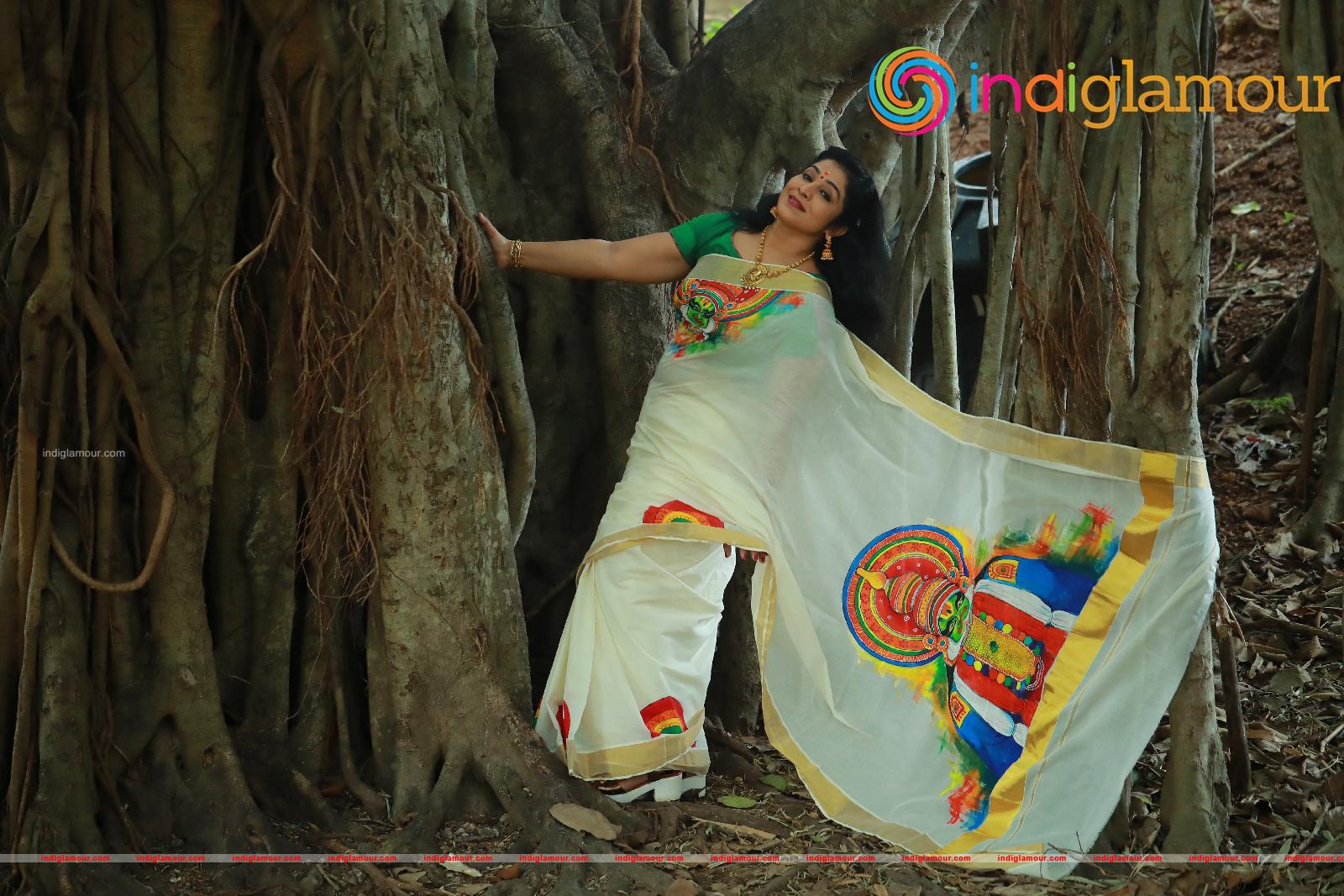 Uma Nair Actress hd photo