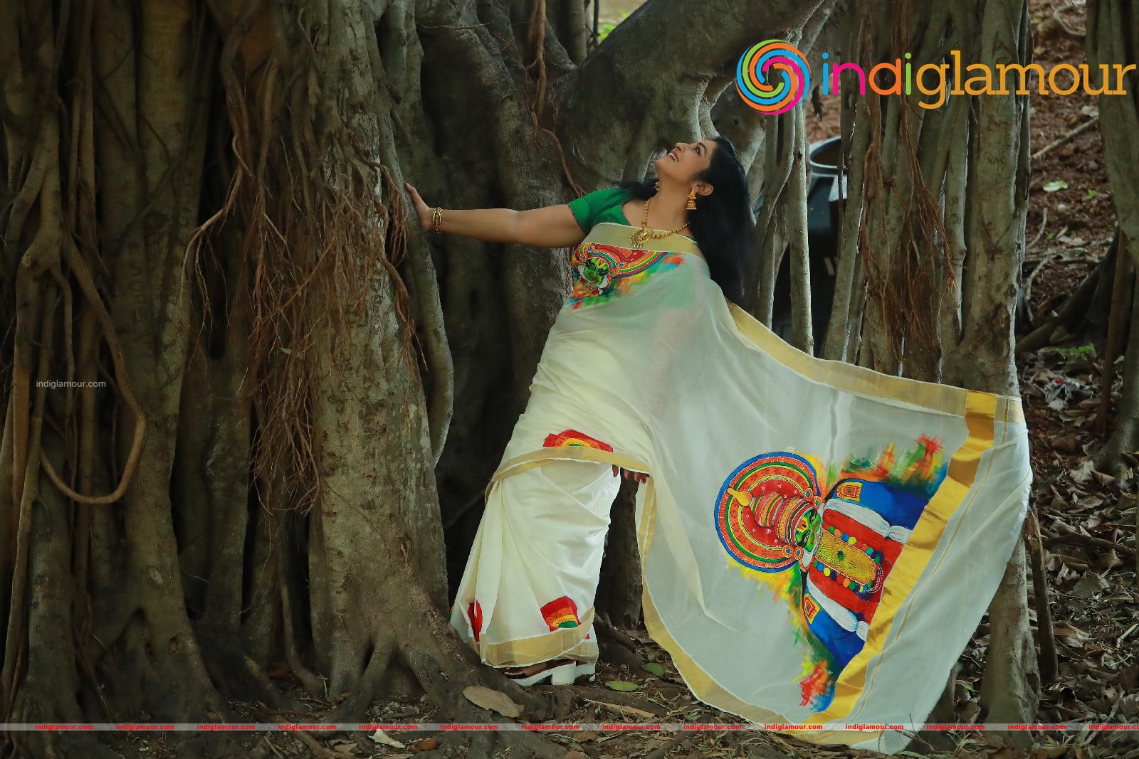 Uma Nair Actress hd photo