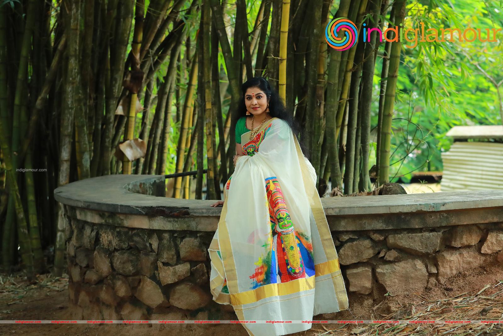 Uma Nair Actress hd photo