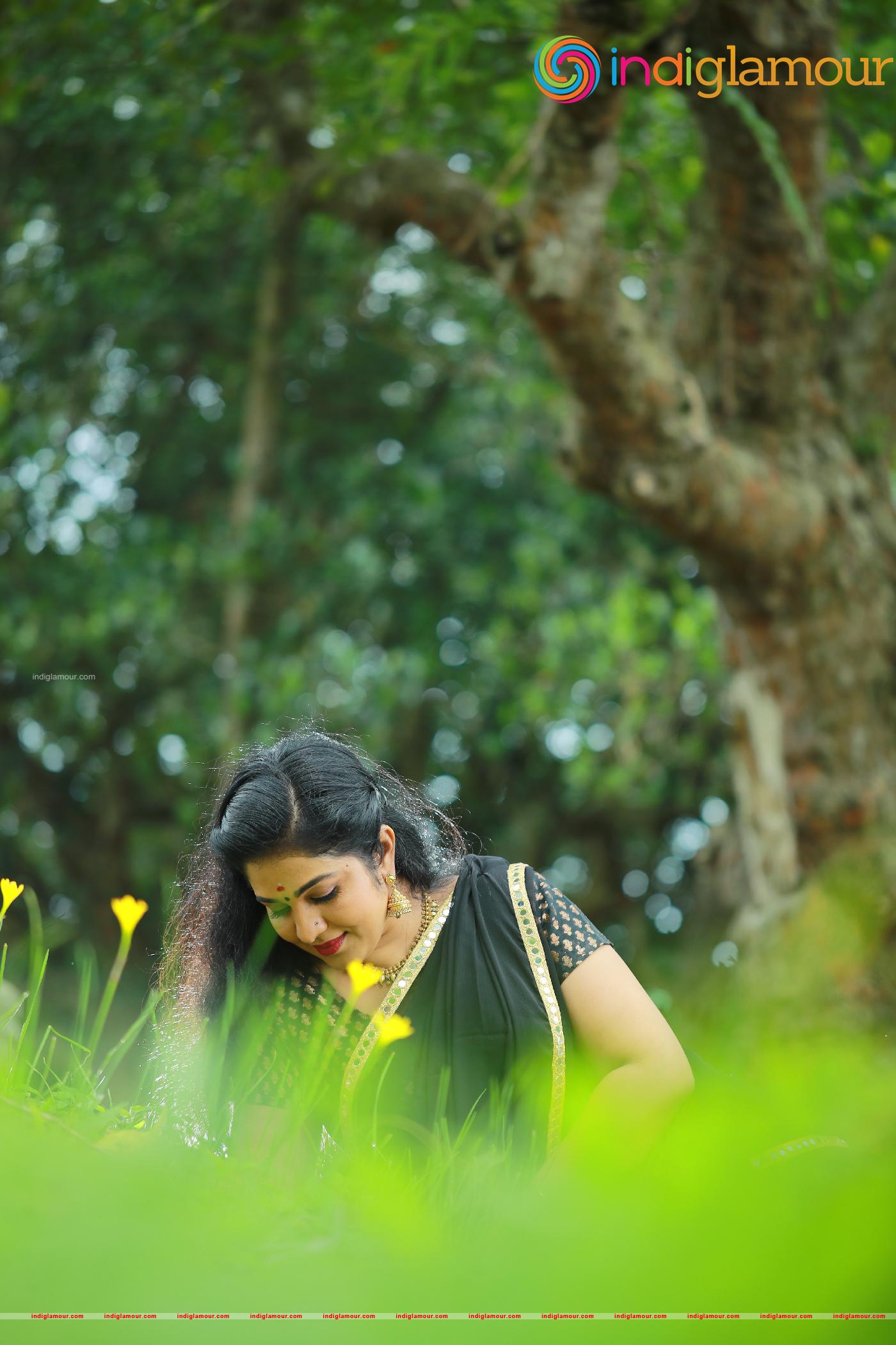 Uma Nair Actress hd photo