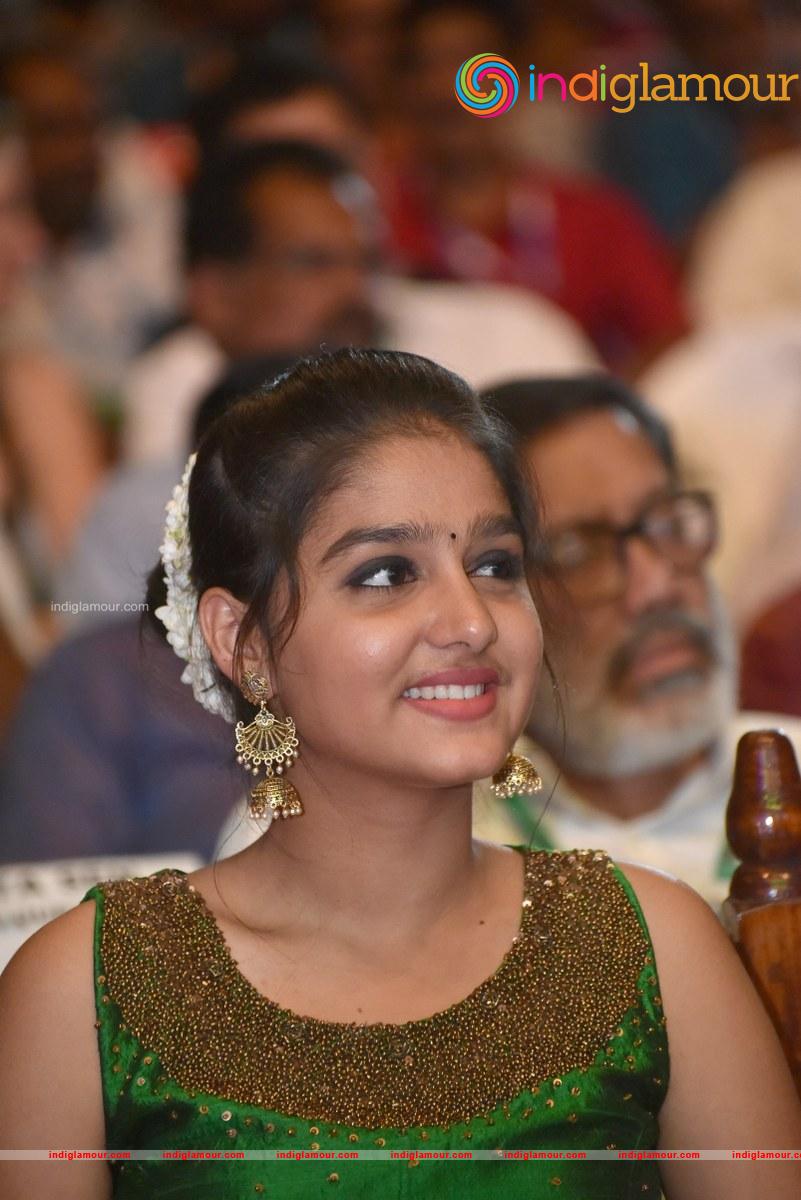 Anaswara Rajan Actress hd photo