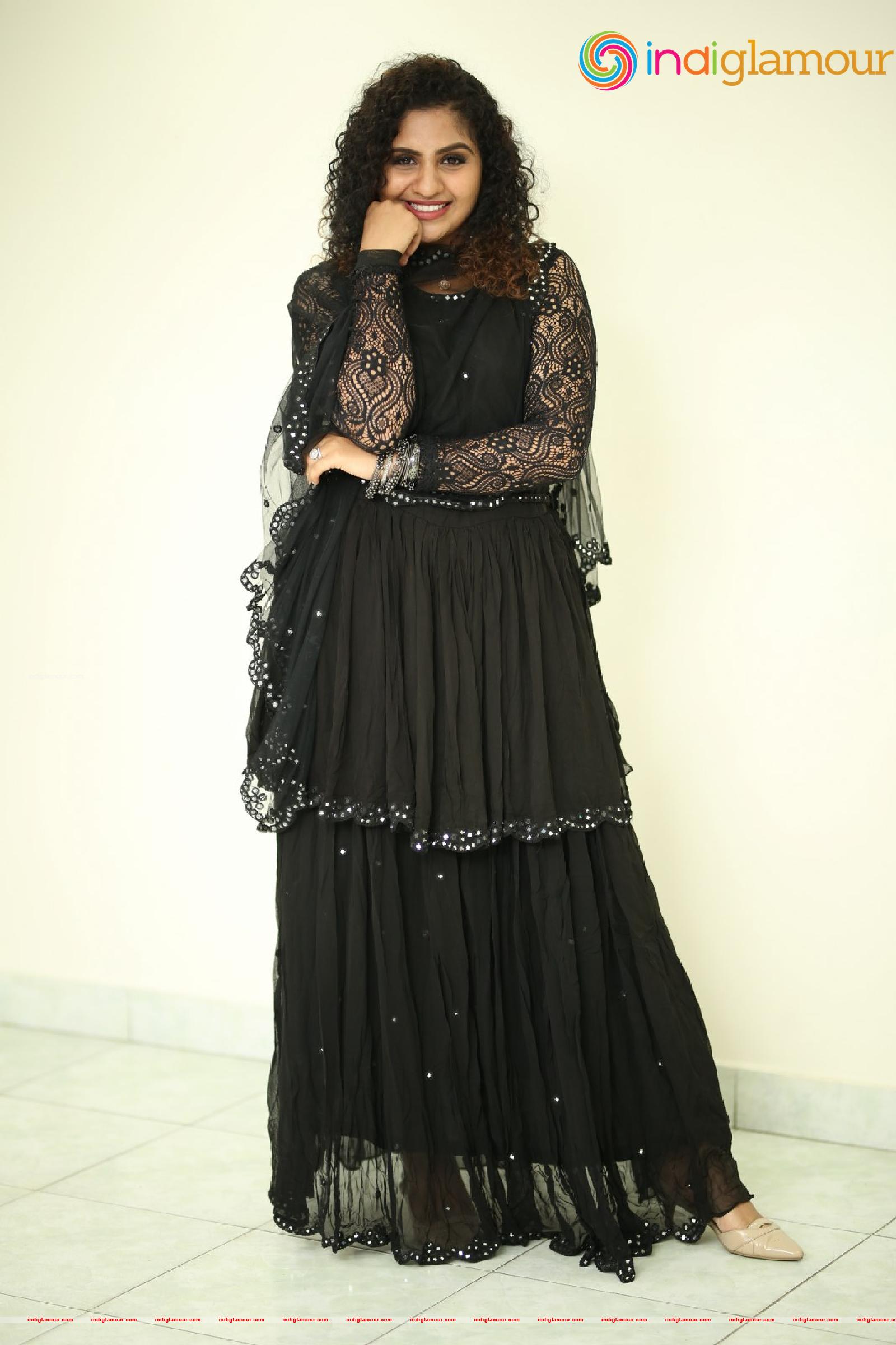 Noorin Shereef Actress hd photo